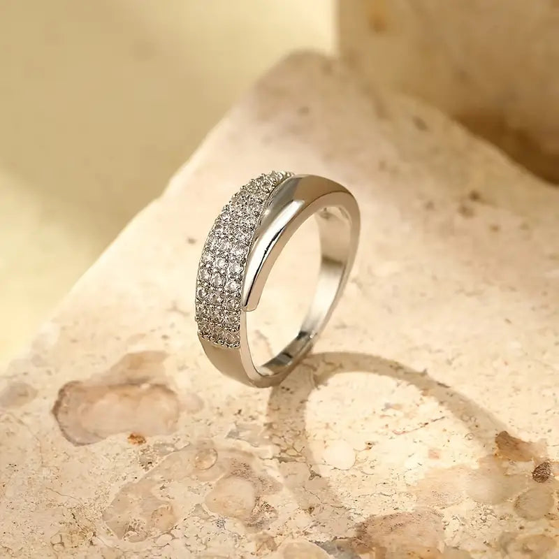 Annalise - Elegant Open Band Ring
