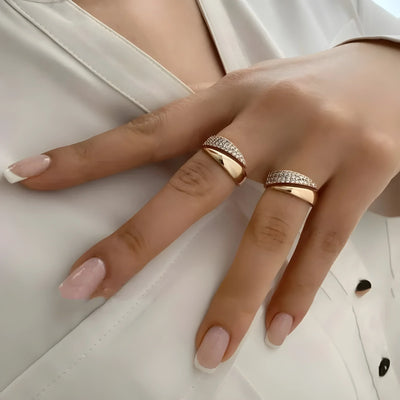 Annalise - Elegant Open Band Ring