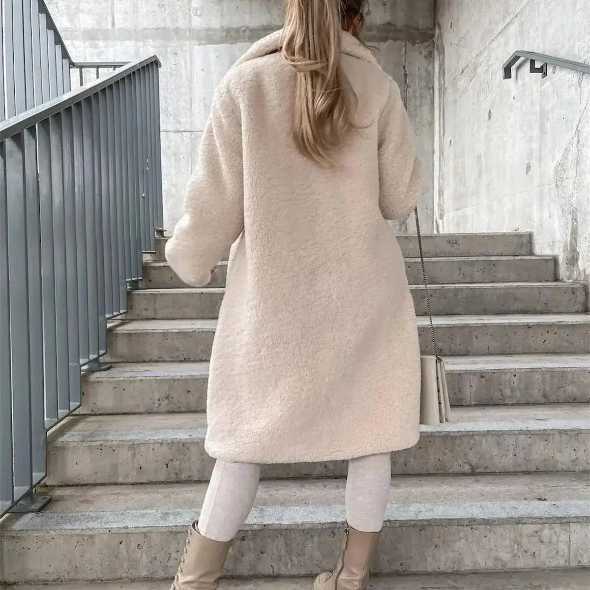 Katherine – Elegant Casual Coat