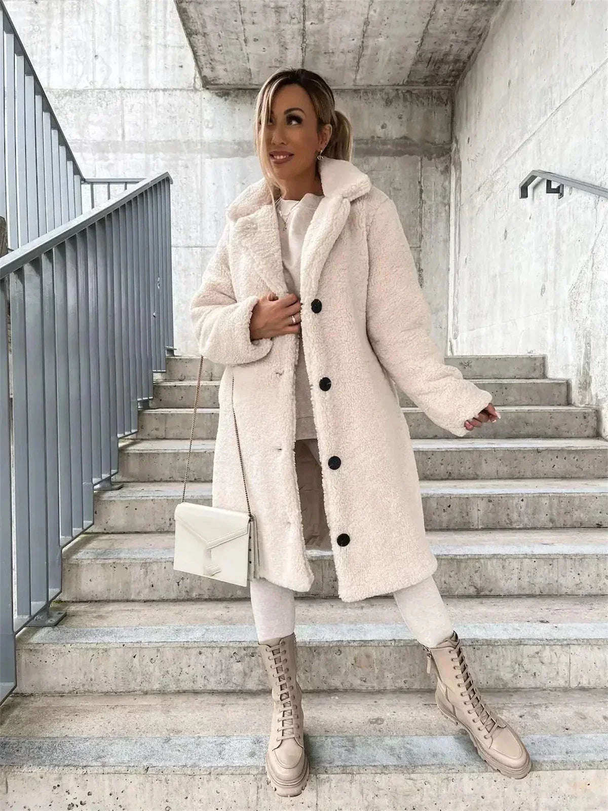Katherine – Elegant Casual Coat