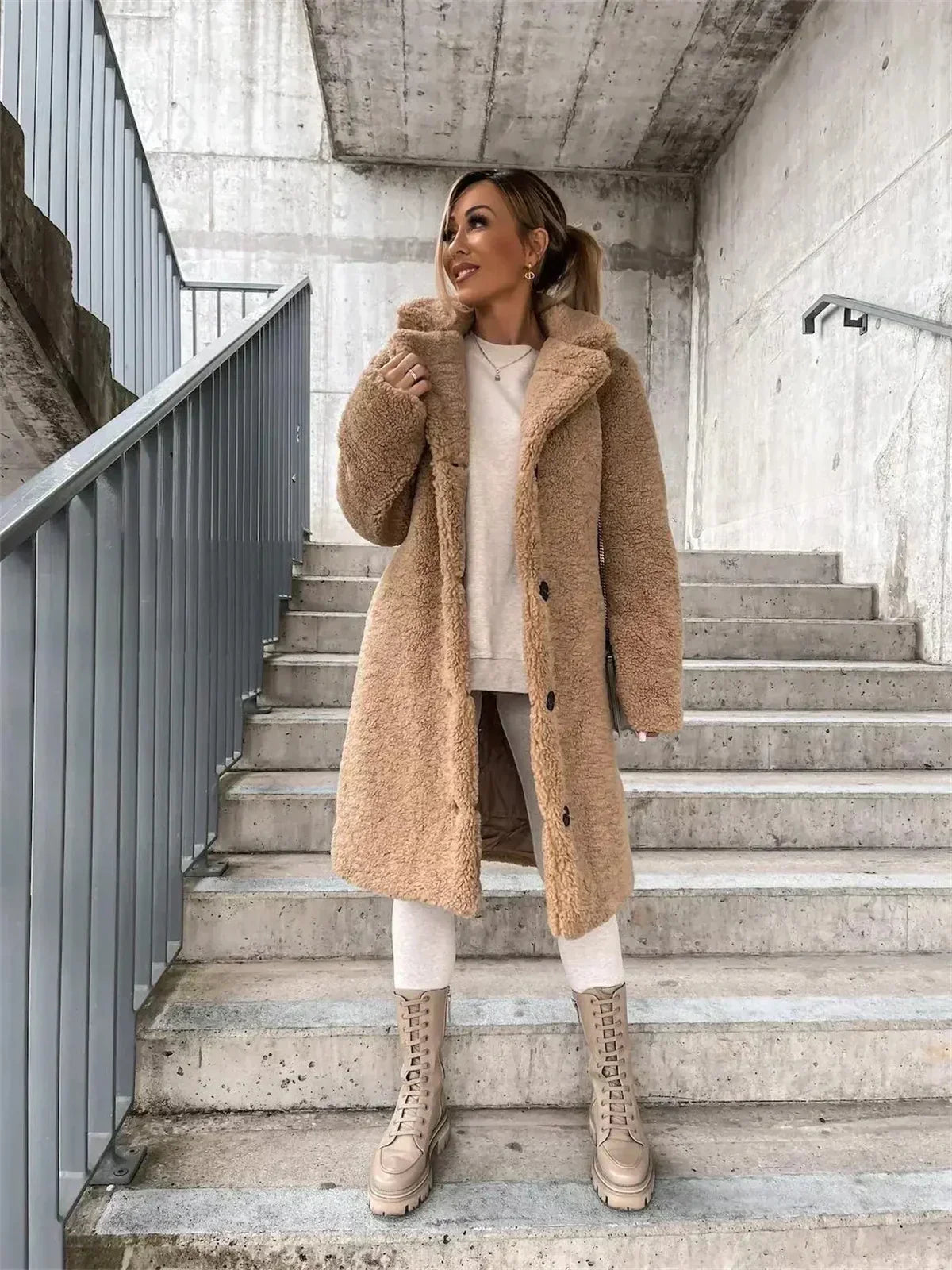Katherine – Elegant Casual Coat