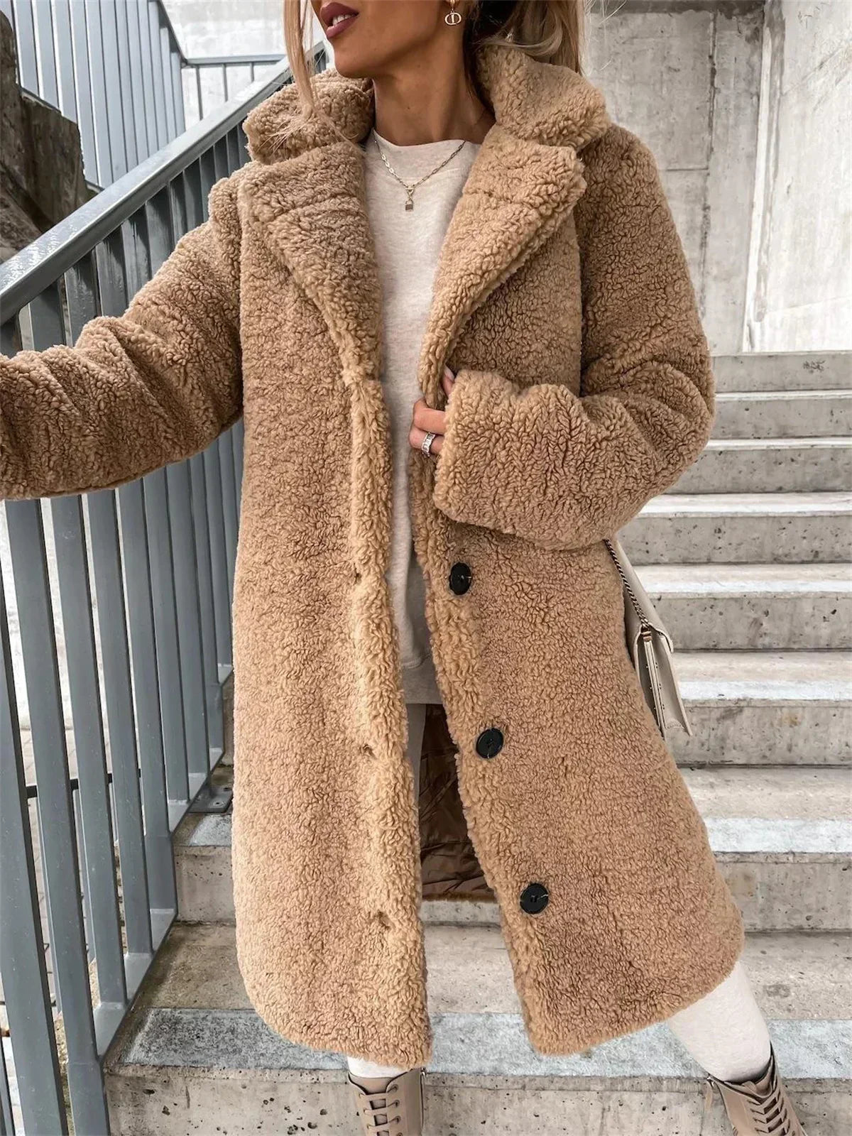 Katherine – Elegant Casual Coat