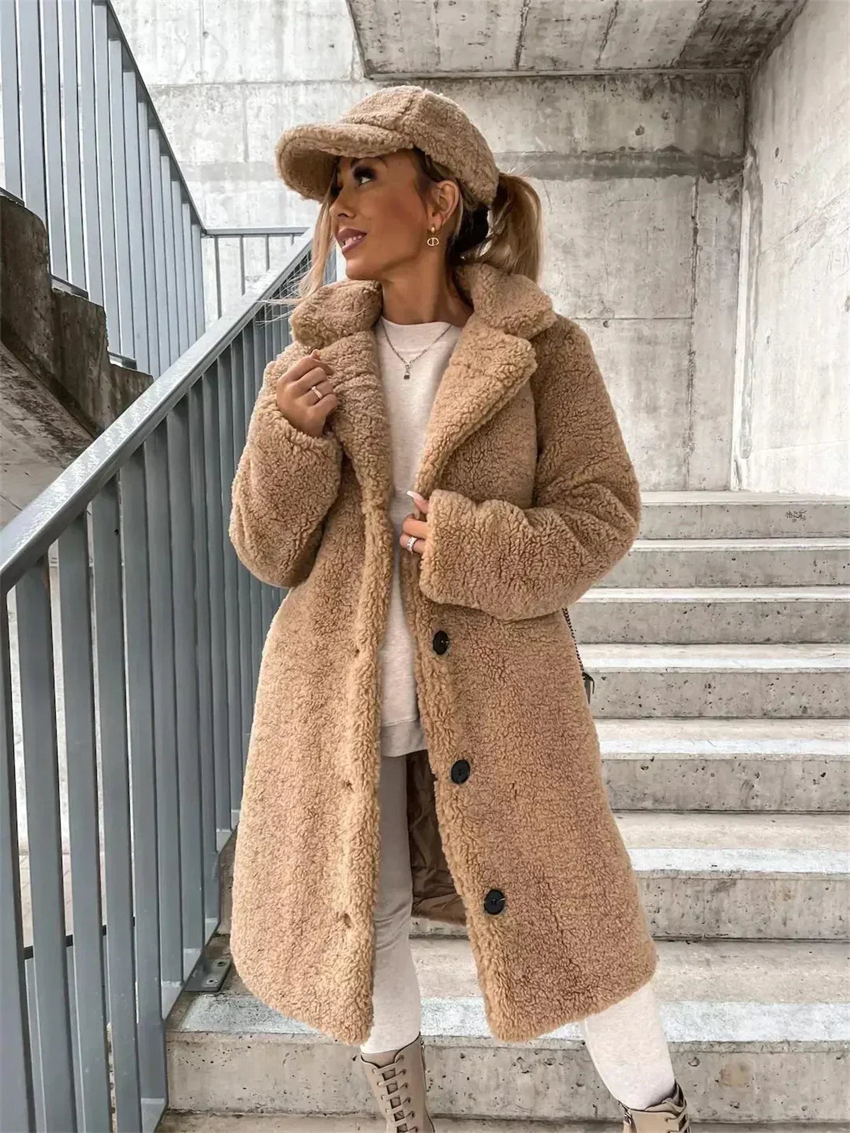 Katherine – Elegant Casual Coat