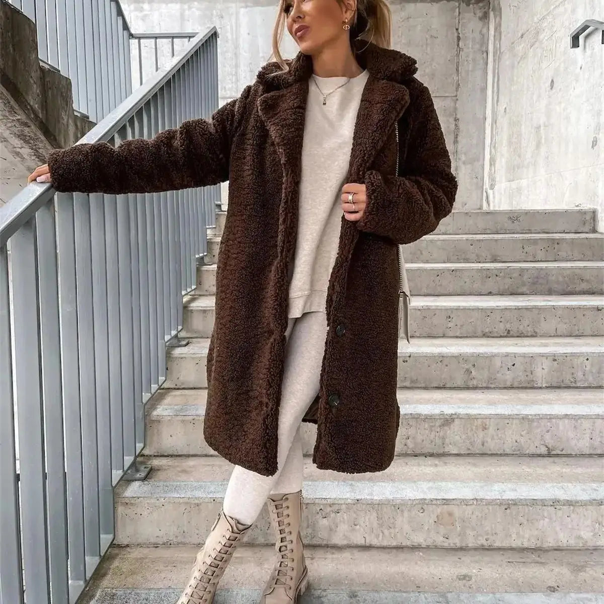 Katherine – Elegant Casual Coat